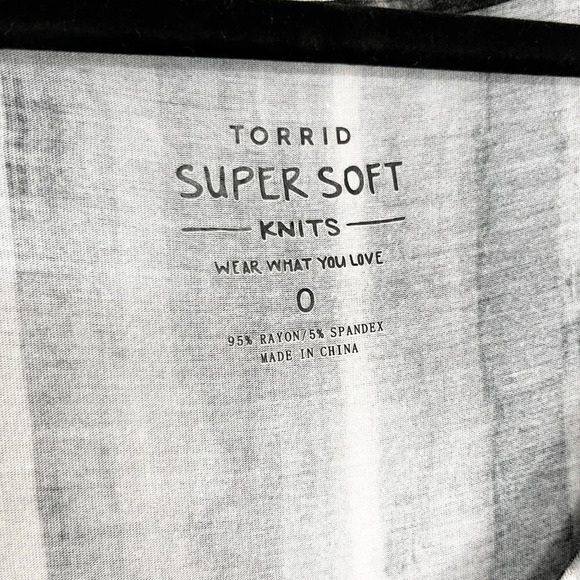 Torrid Black & White Scoop Neck Midi Dress with Pockets Women's Plus Size OX - Picture 7 of 9